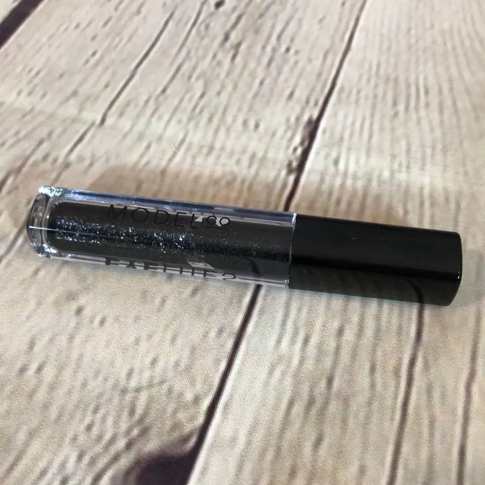 Model Co Eyelites Metallic Eyeshadow Granite New in Box